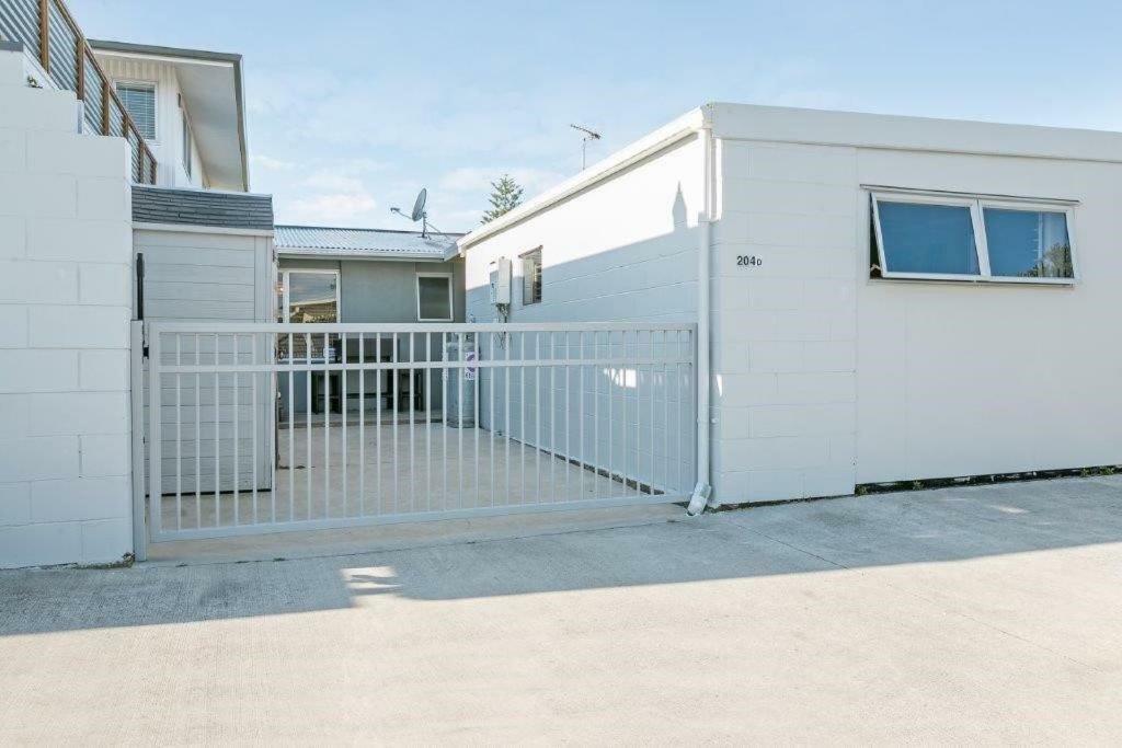 Beachfront Location Lägenhet Mount Maunganui Exteriör bild
